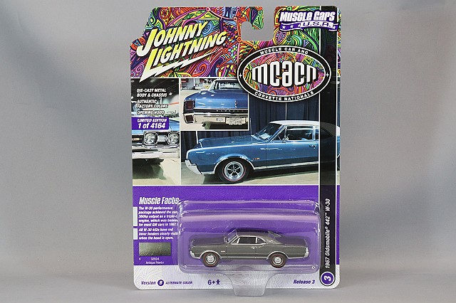 ジョニーライトニング 1/64 1970 オールズモビル カトラス 442