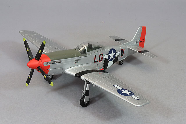 JCW 1/72 P-51D マスタング 