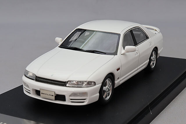 ハイストーリー 1/43 日産 スカイライン 4ドア セダン GTS25t タイプM