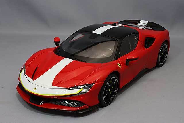 ブラゴ 1/18 SF90 ストラダーレ アセット フィオラノ レッド