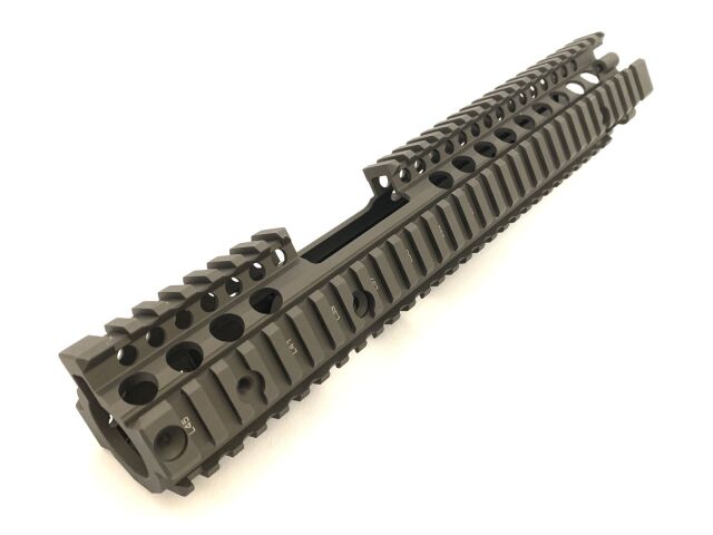 VFC Daniel Defenseタイプ M4A1 RIS II FSP FDEハンドガード