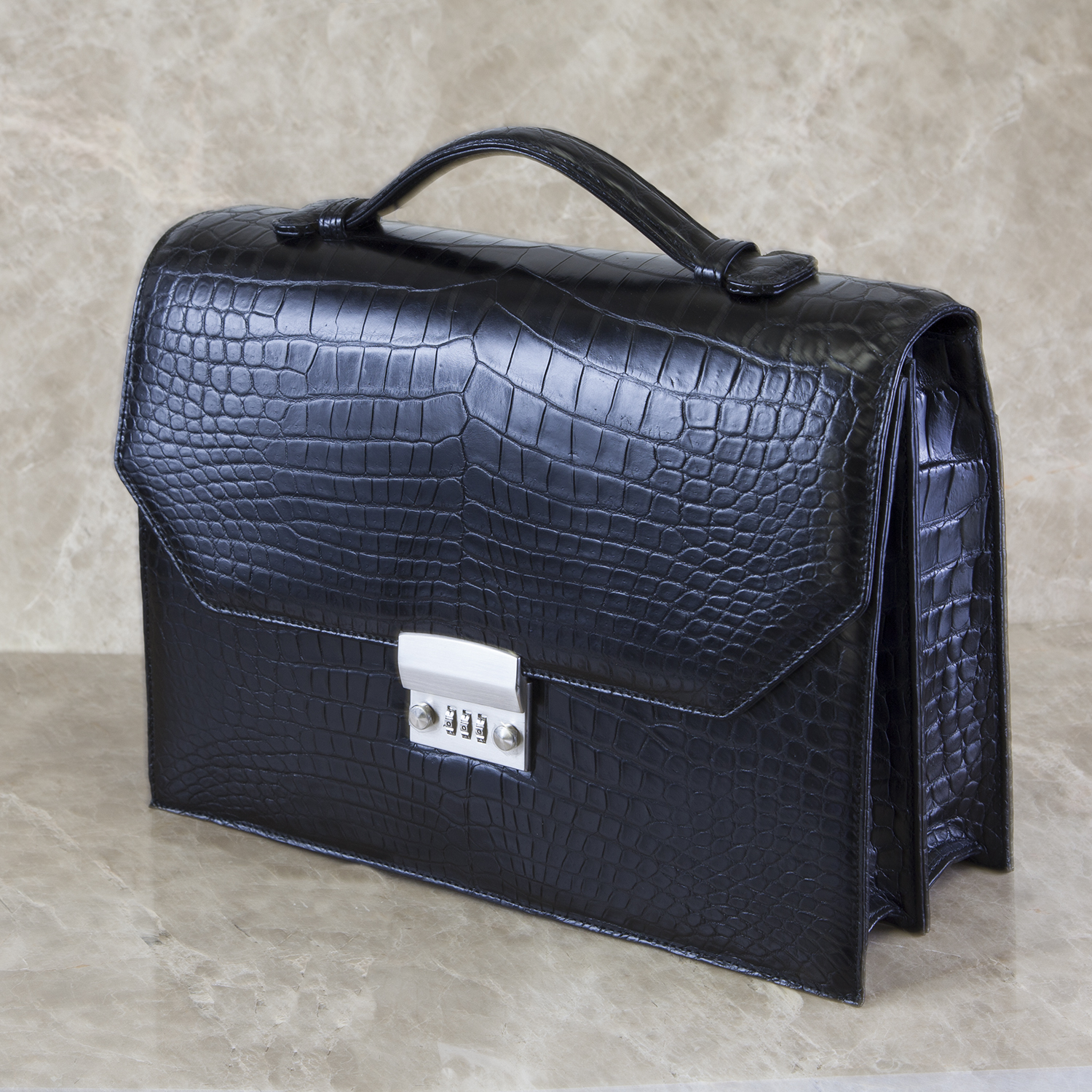 クロコダイルブリーフケース[0615KA10] クロコダイルレザーショップ