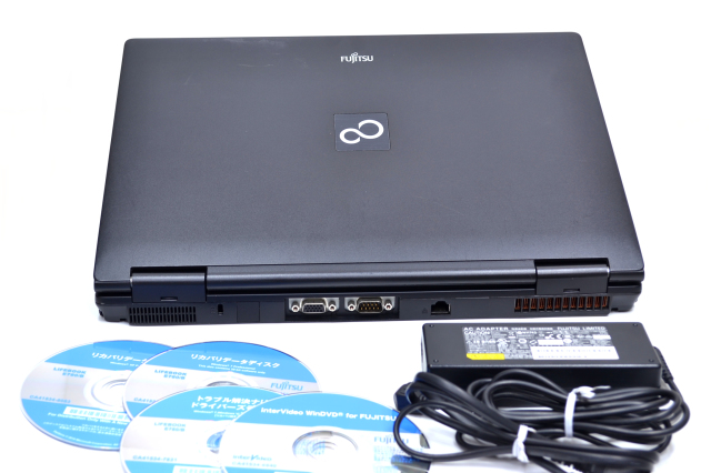 フルHD WindowsXP 中古ノートパソコン 富士通 LIFEBOOK E780/B Core i7