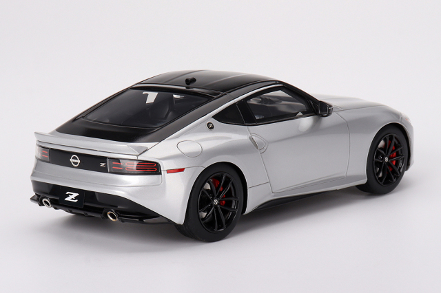 Top Speed 1/18 Nissan Z パフォーマンス 2023 ブリリアントシルバー