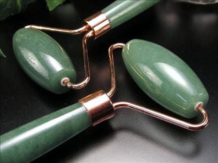 ☆海外で大人気！今注目の天然石ローラー☆フェイスローラー☆リンパ