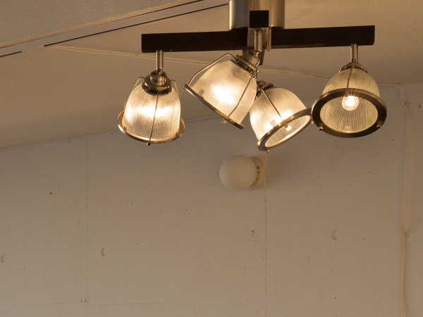 送料無料 DINER-CROSS（ダイナークロス）リモコン付き 4灯ガラス