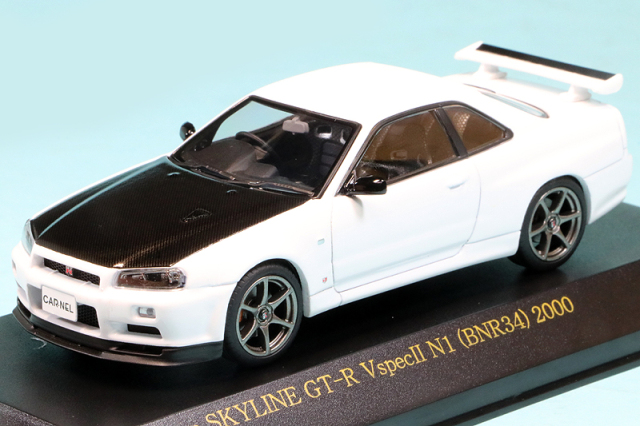 イノモデル 1/64 ニッサン スカイライン 2000 ターボ RS-X DR30 JTC