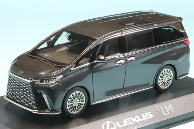 京商 1/43 LEXUS LM 500h グラファイトブラックガラスフレーク 4席