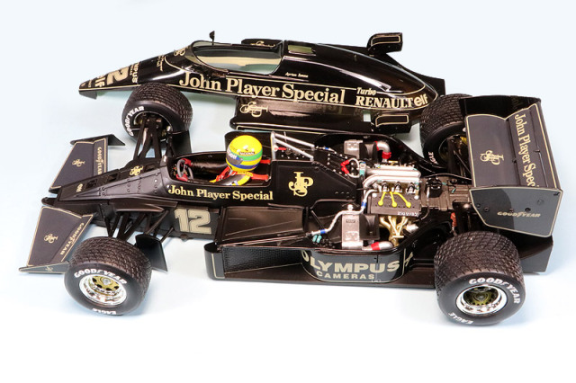 プレミアムX 1/18 ロータス 97T ルノー ポルトガルGP 1985 A.セナ