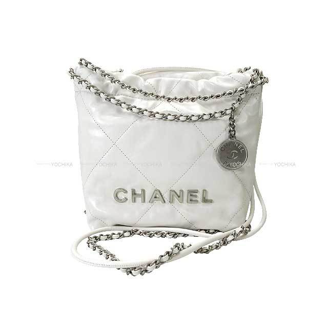 CHANEL シャネル ショルダーバッグ シャネル22 マトラッセ メダル