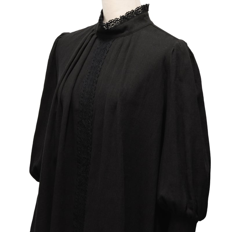 睡蓮のフレアブラウス | Sheglit MiDiom online store