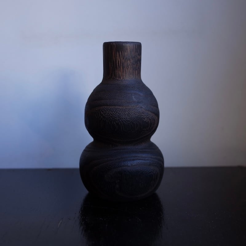 ひょうたん型一輪挿し 2種A | 金沢桐工芸 岩本清商店