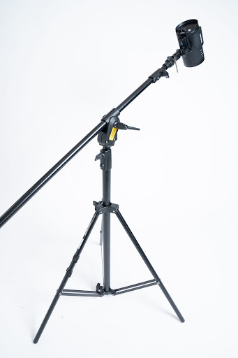 ❍撮影機材ライト脚スタンドセンチュリータイプ重量物対応　スタンドのみの出品です。 センチュリースタンド (大/小)｜レンタル機材｜CRANK｜撮影・撮影機材