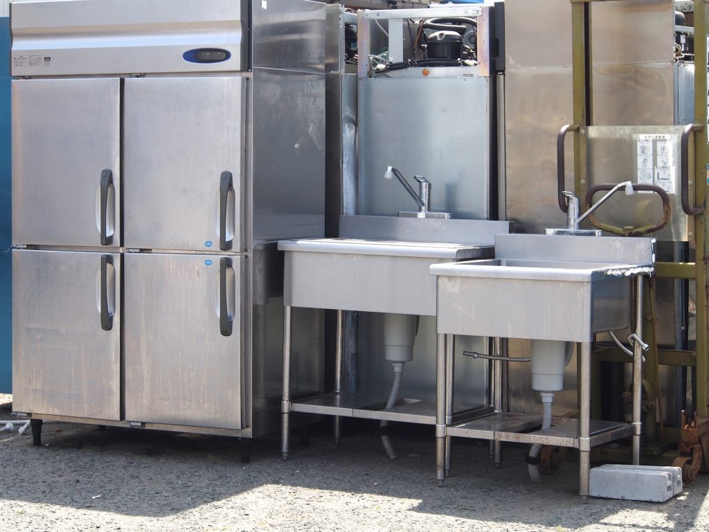 美品 冷蔵庫 2023年製 引き取り限定 大阪摂津市からです 美品 冷蔵庫