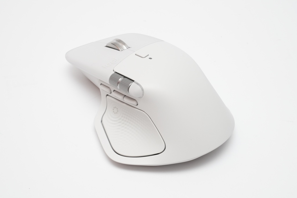 PC-Webzine - もう普通のマウスに戻れない。「親指ランチャー」搭載の