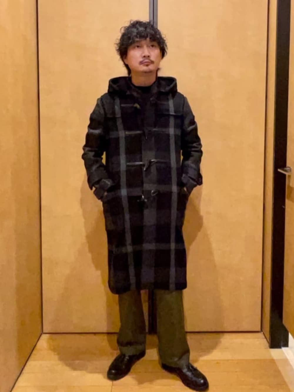 BLACK LABEL CRESTBRIDGE（ブラックレーベル・クレストブリッジ）の