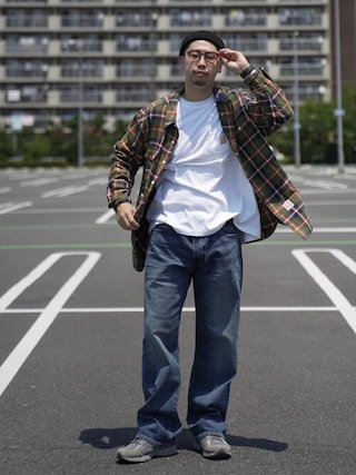 リーバイス STAFF MEN｜Levi'sのデニムパンツを使ったコーディネート