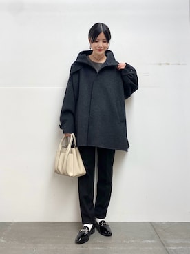 ウールスタンドショートコートを使った人気ファッションコーディネート