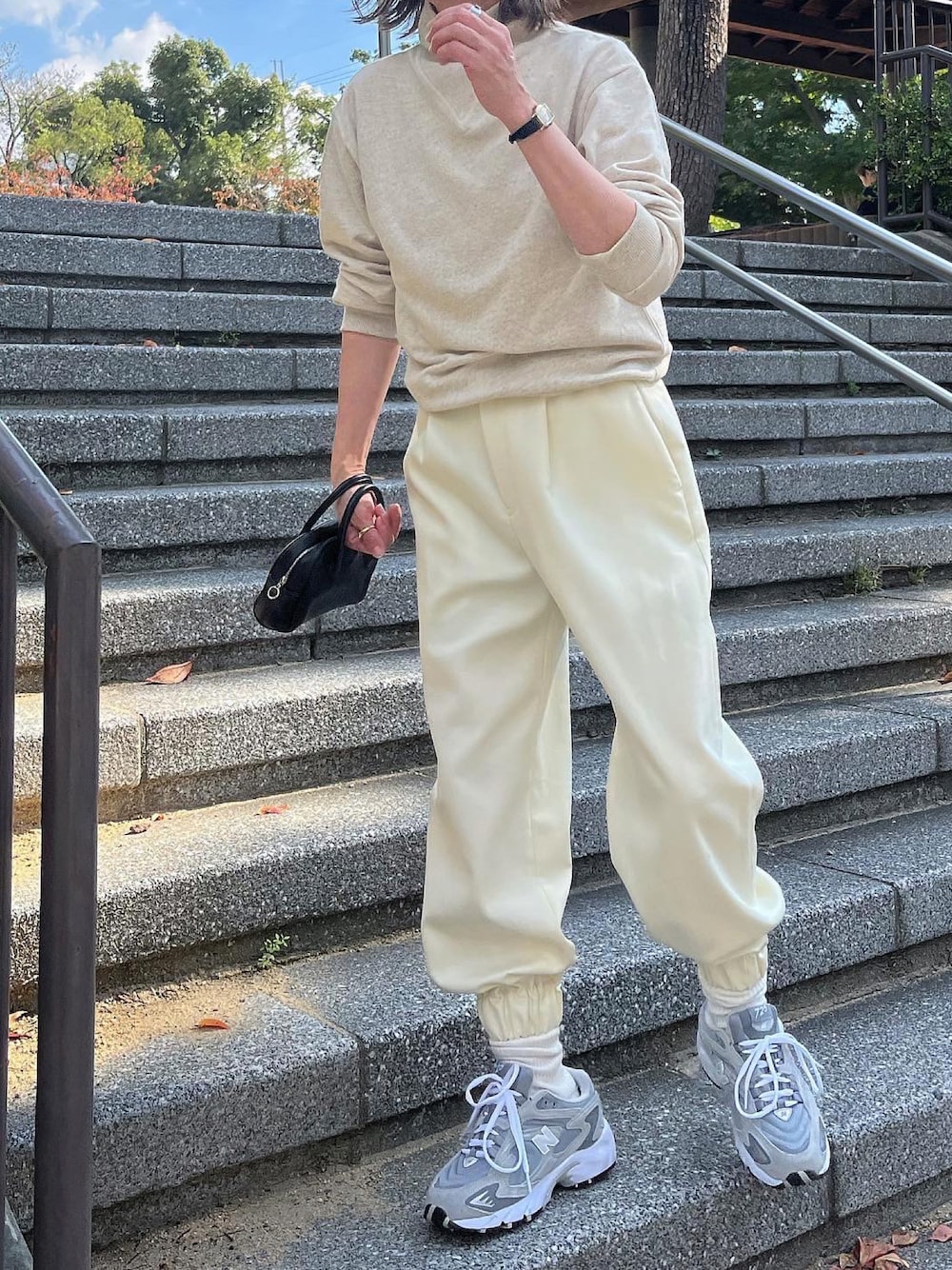 BASERANGE＞NAPE スウェットを使った人気ファッションコーディネート