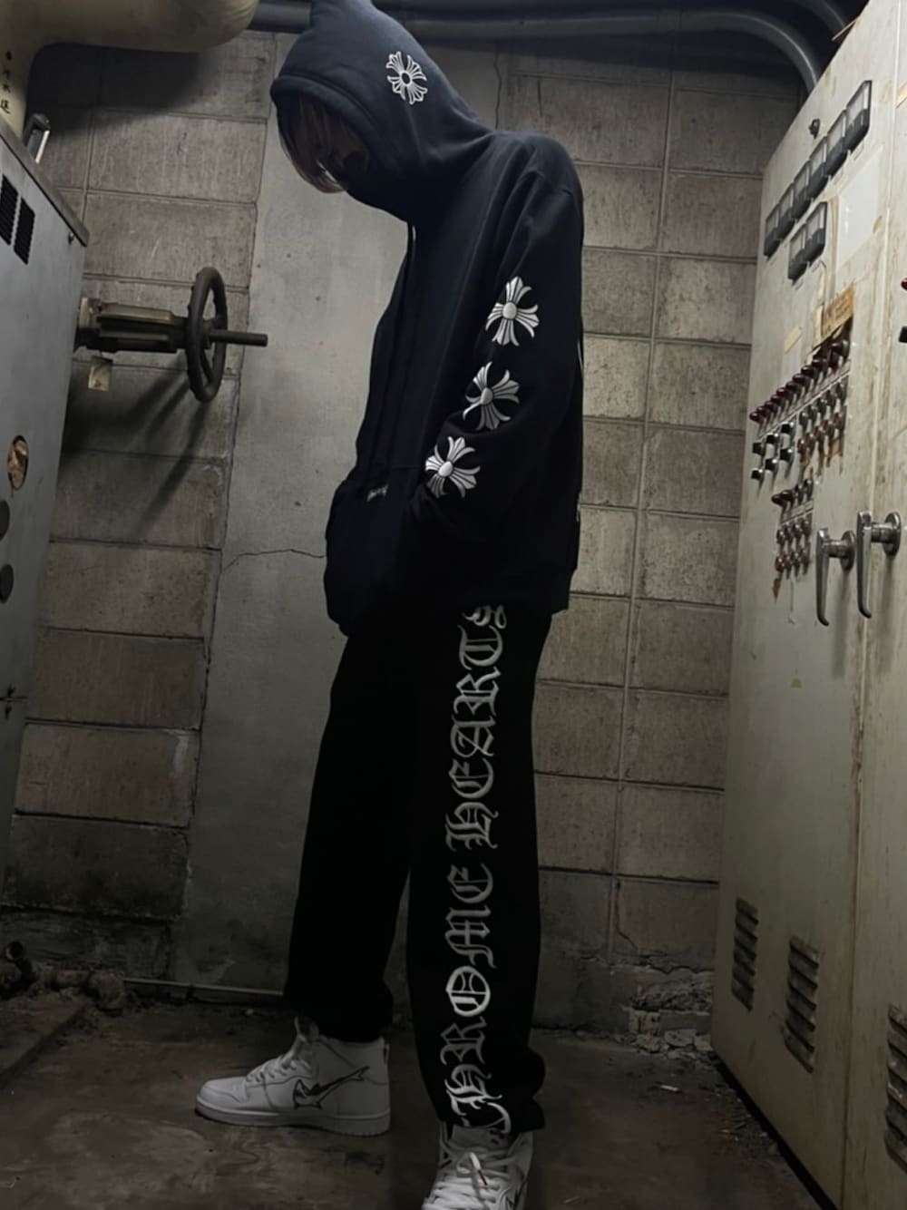 けけけ｜CHROME HEARTSのスウェットパンツを使ったコーディネート - WEAR