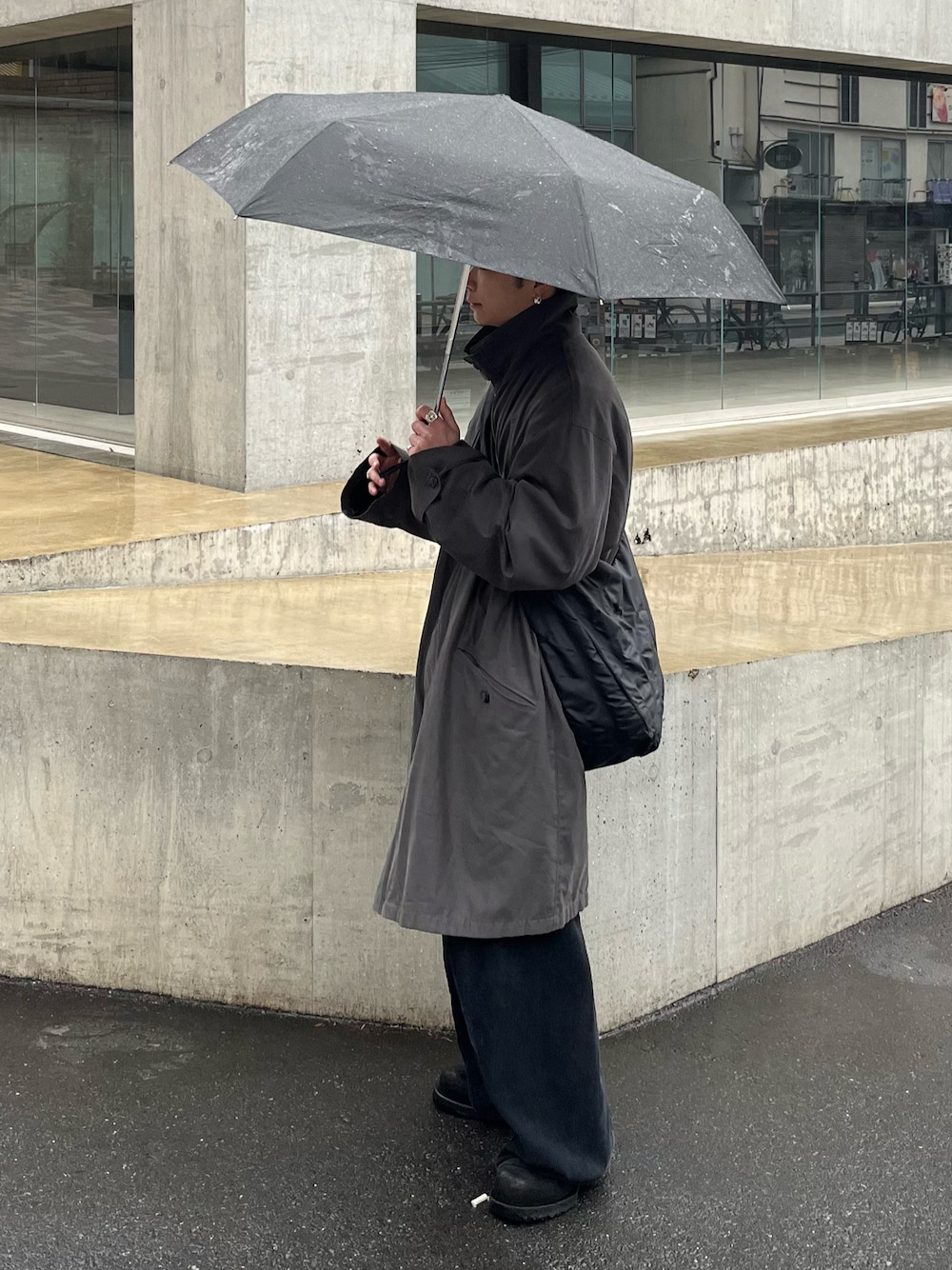 ryaw（リャウ）の「ryaw Leaf vein BAG（ショルダーバッグ）」 - WEAR