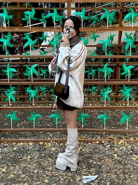 フレアーカバーフィットブーツを使った人気ファッションコーディネート