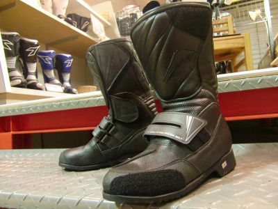 新型レーシングブーツ入荷～☆（と・・ちょっとオマケ）：KUSHITANI