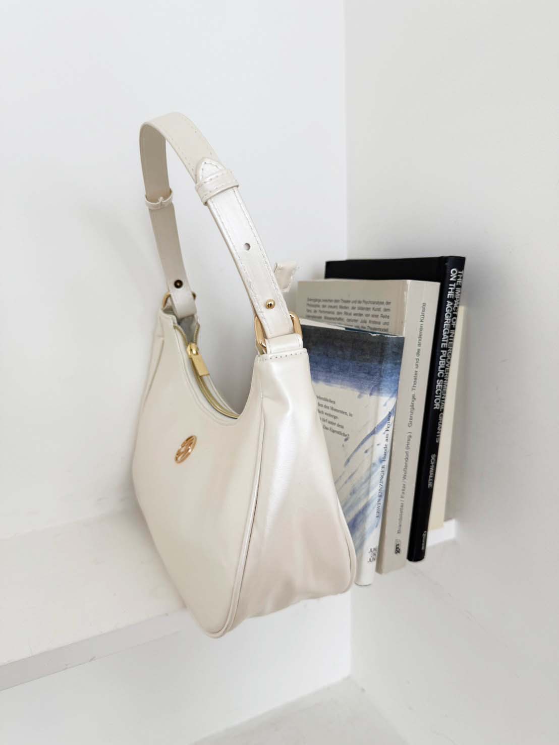 GWノベルティ「バブーシュカセットムーンバッグ」｜マジェスティック