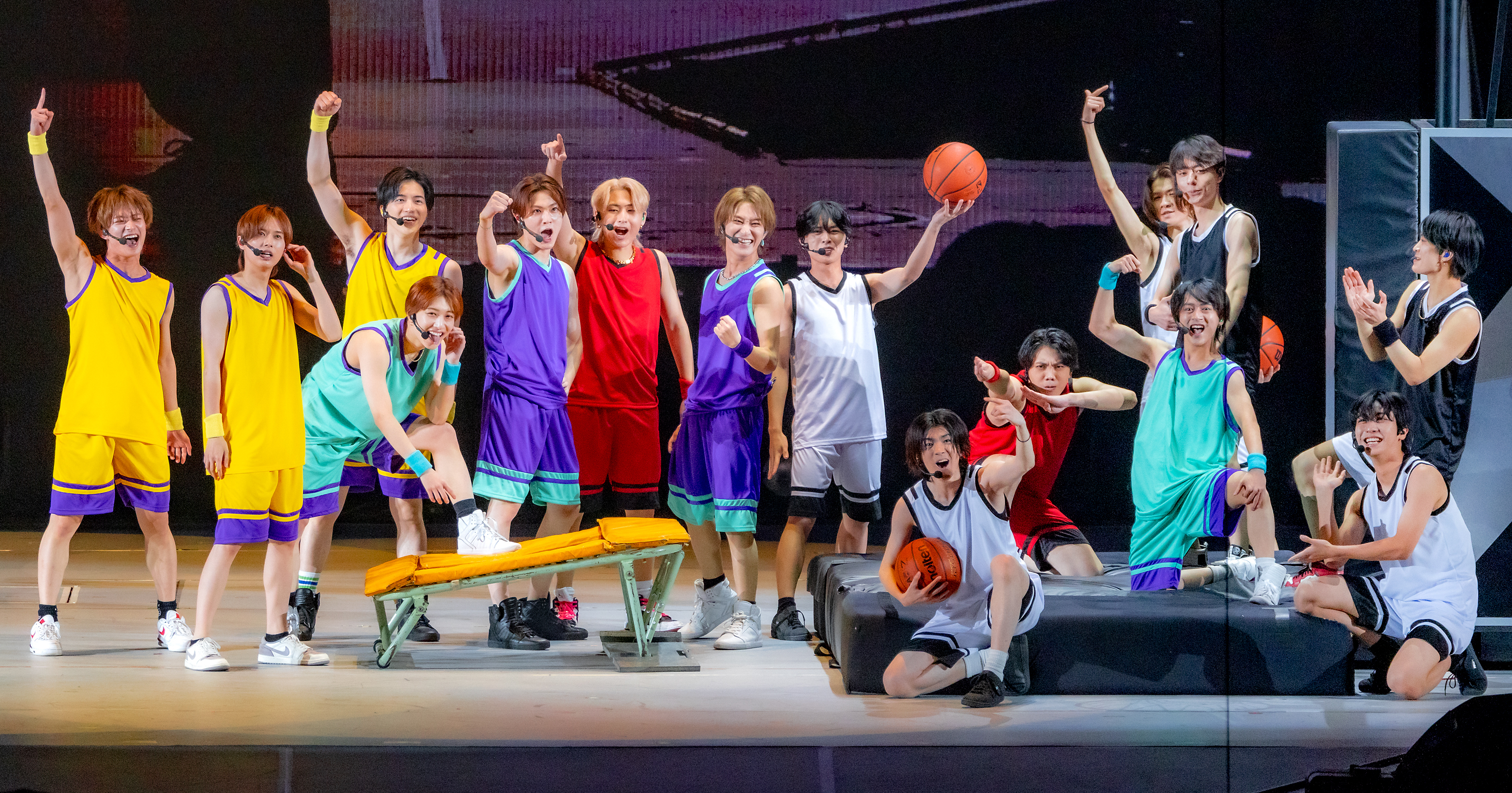 写真10枚】「SHOWbiz 2025」レポ！ HiHi Jets、美 少年、7 MEN 侍など