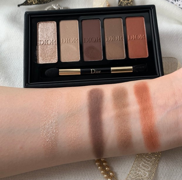 Dior【クリスマスコフレ2021】エクランクチュールアイパレット開封