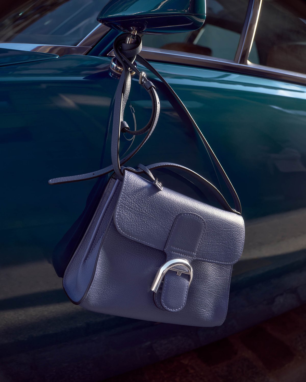 デルヴォー】より、新作バッグ「ブリヨン テンポ S」が登場！ デイリー