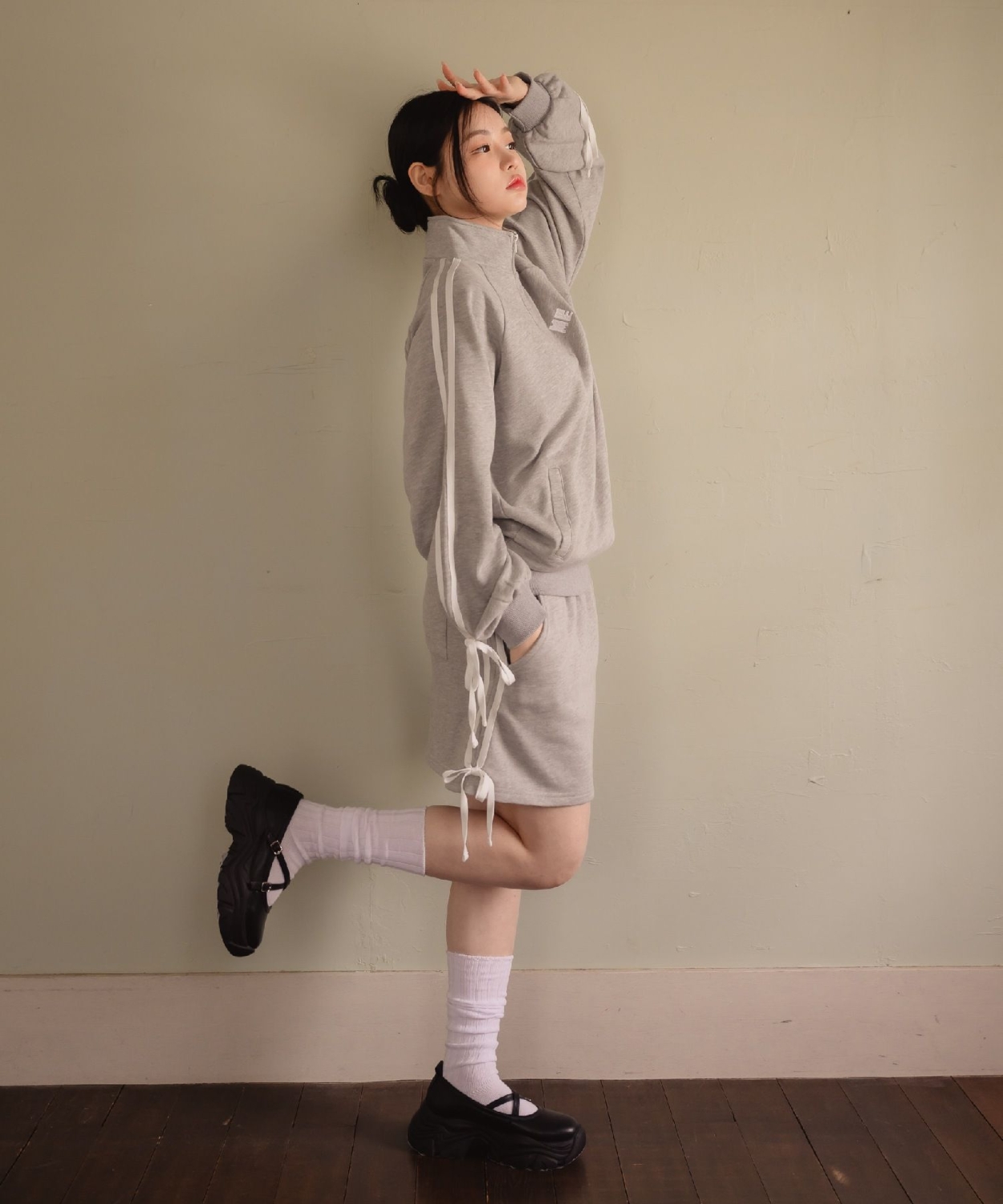 ラインリボンZIPトレーナー|ems excite | RETRO GIRL ONLINE STORE