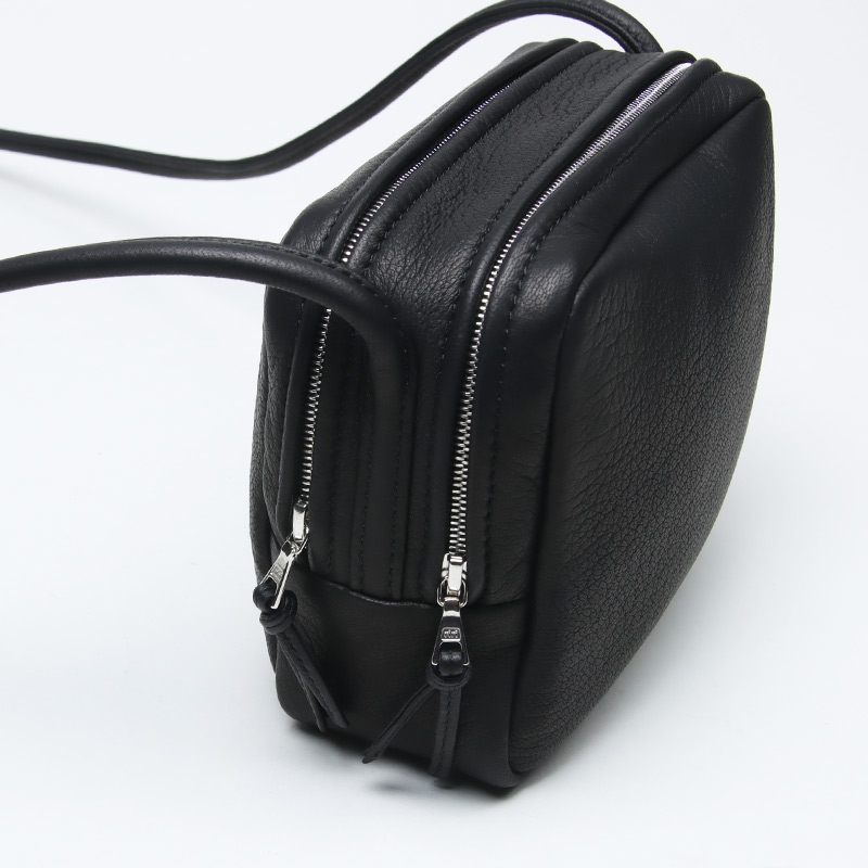 Aeta (アエタ) SQUARE SHOULDER / スクエアショルダー