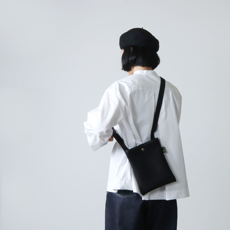 Brady (ブレディ) NITONELLA MINI ミニショルダー / ニトネラ ミニ