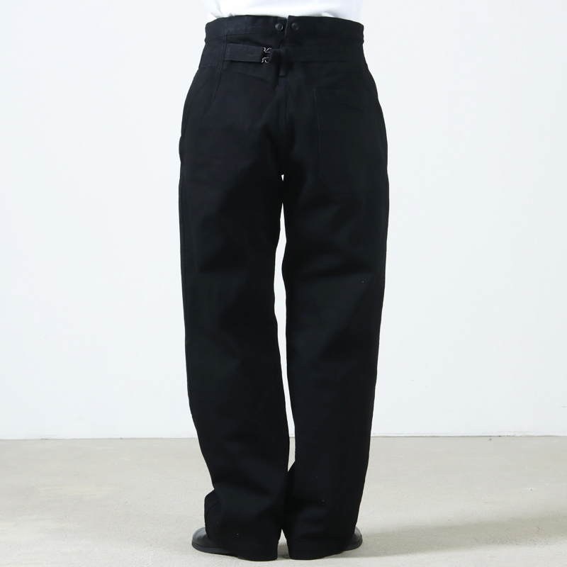 COMOLI (コモリ) ブラックデニム オーバーパンツ