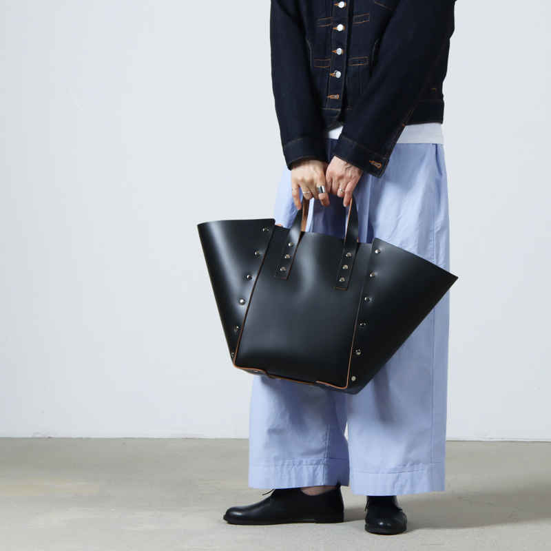 Hender Scheme (エンダースキーマ) assemble hand bag wide M