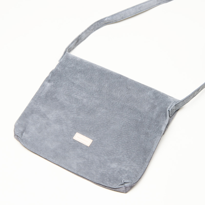 Hender Scheme (エンダースキーマ) pig flap shoulder bag small