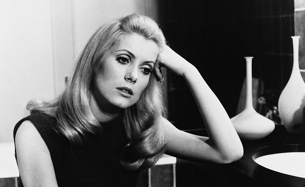 マリリン・モンローからジョニデ娘まで！シャネル N°5 と9人のアイコン