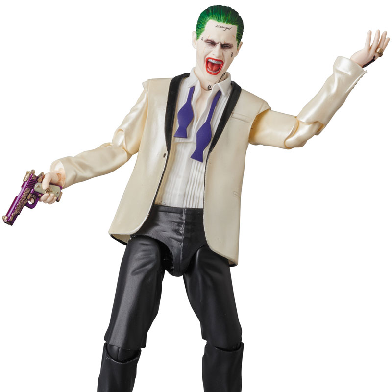 AmiAmi [Character & Hobby Shop] | MAFEX No.039 THE JOKER (SUITS