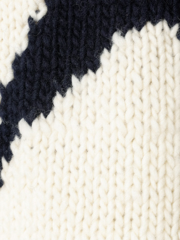 THRIFTY LOOK/スリフティールック】STAR HAND KNIT ROLLCREW /スター柄