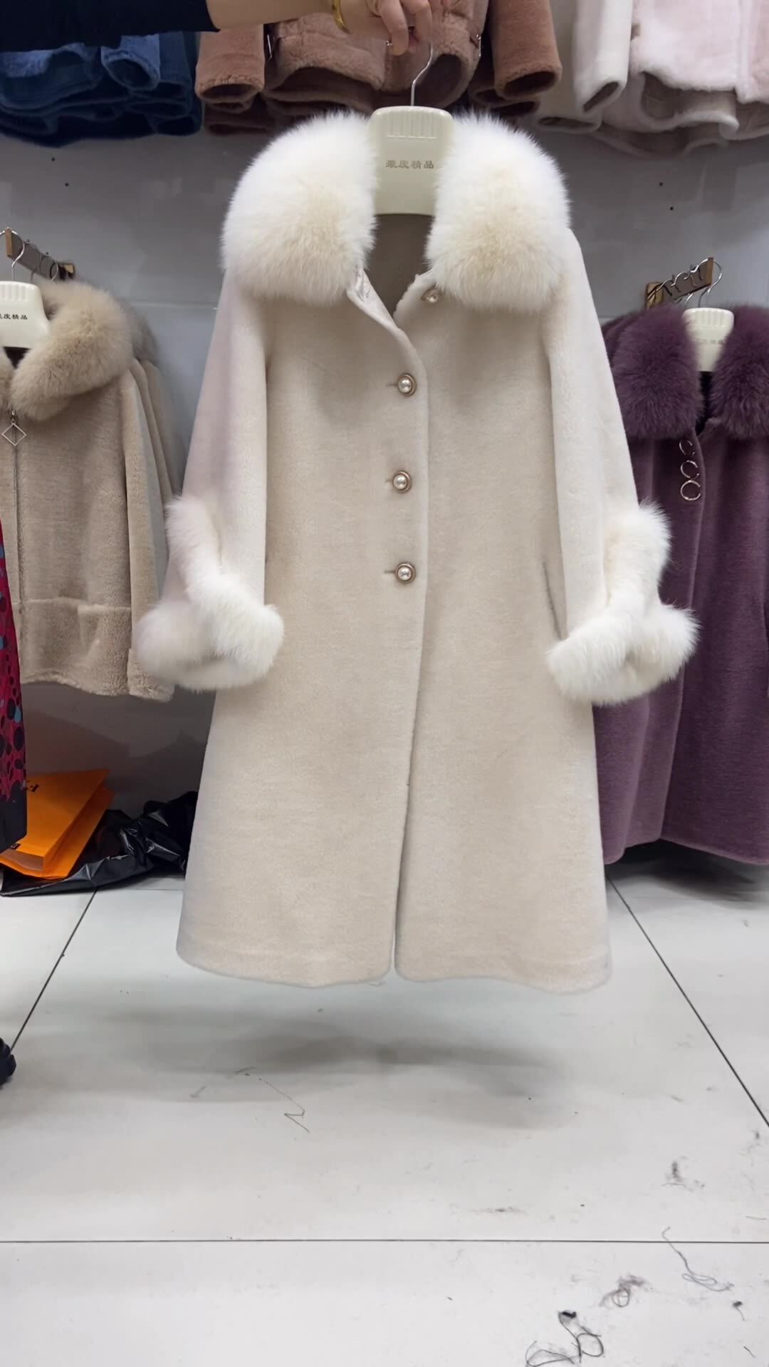 Women Winter Classic 100% Woolen Real Sheep Fur Long Jacket Coat