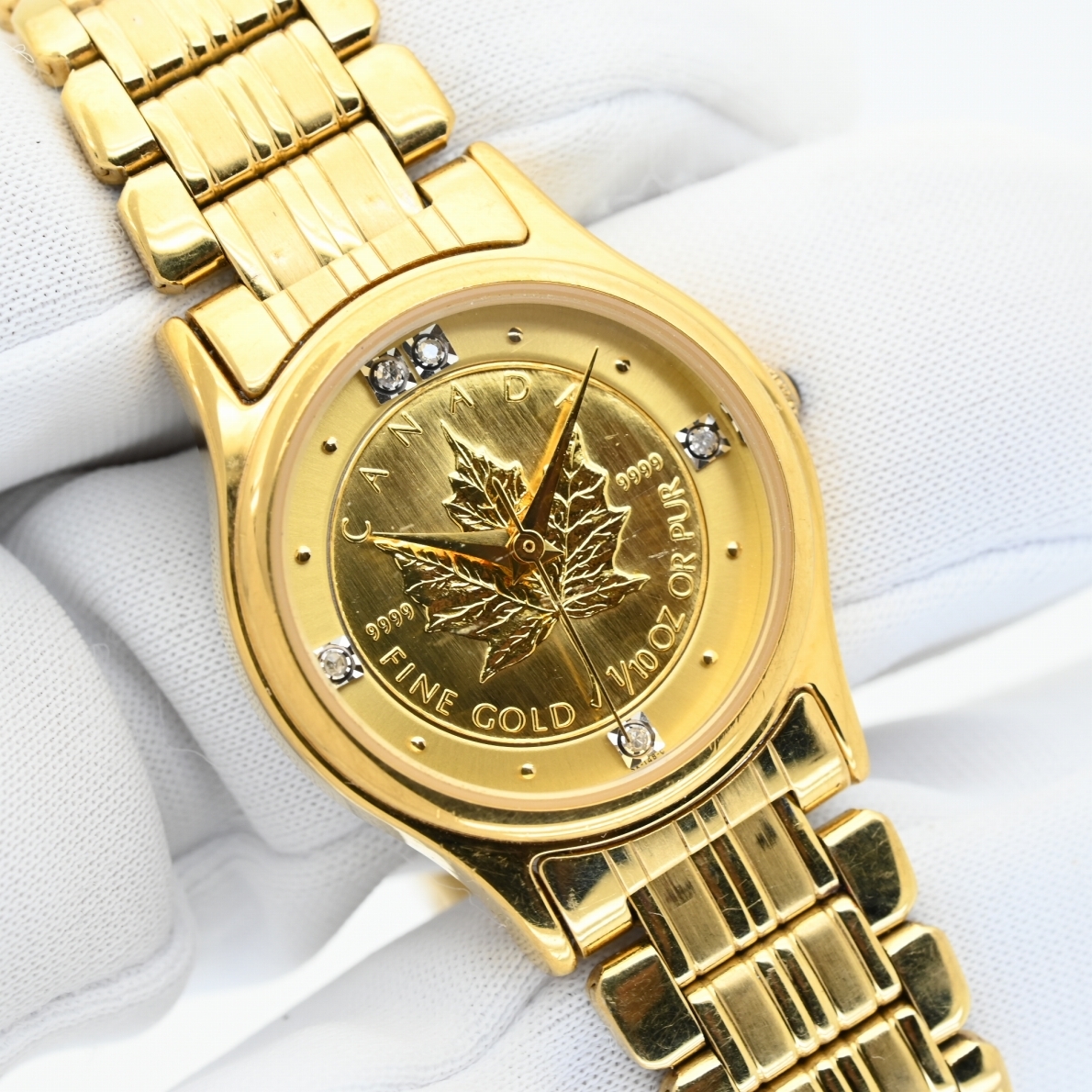 ら*ち様 遺品処理。RODANIA メイプルリーフ金貨腕時計（レディース）電池