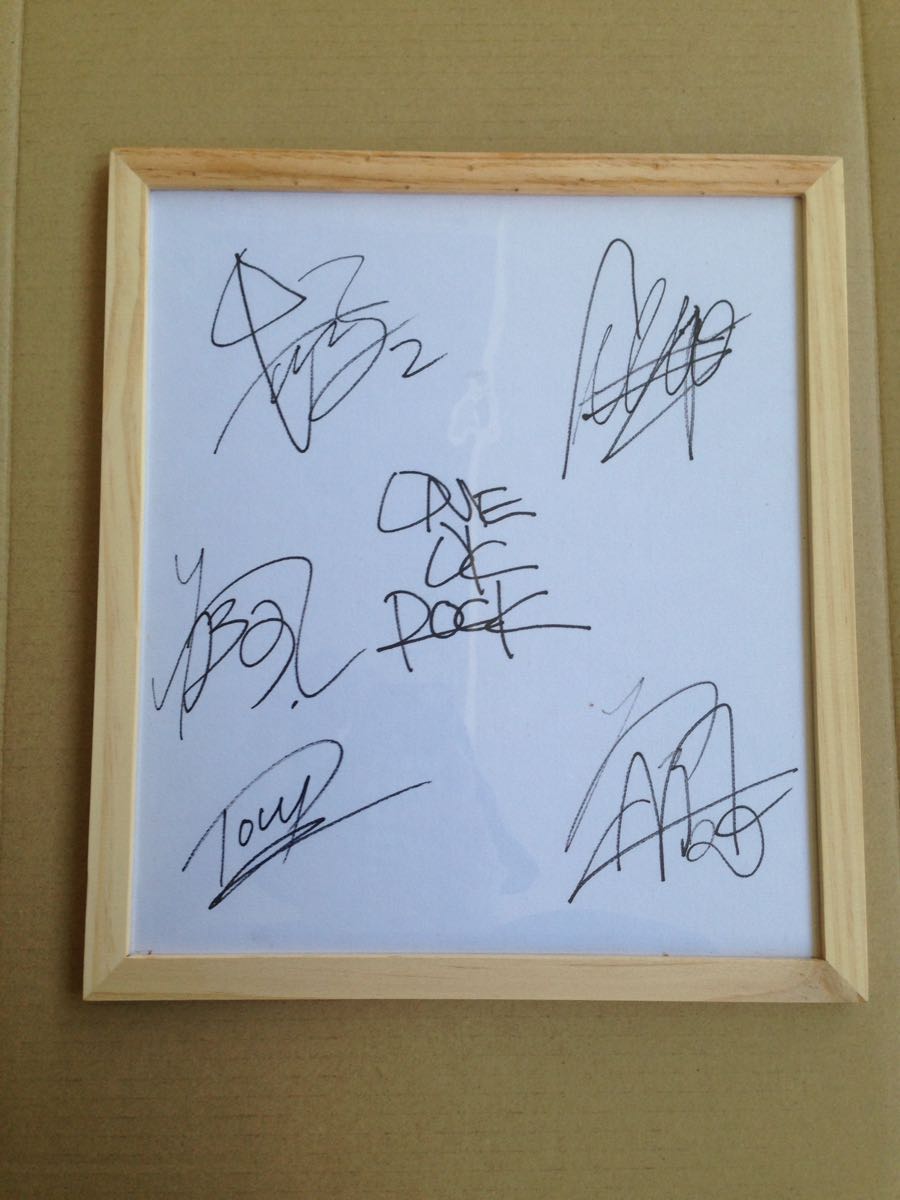 ワンオク直筆サイン入りCD ONE OK ROCK VIP