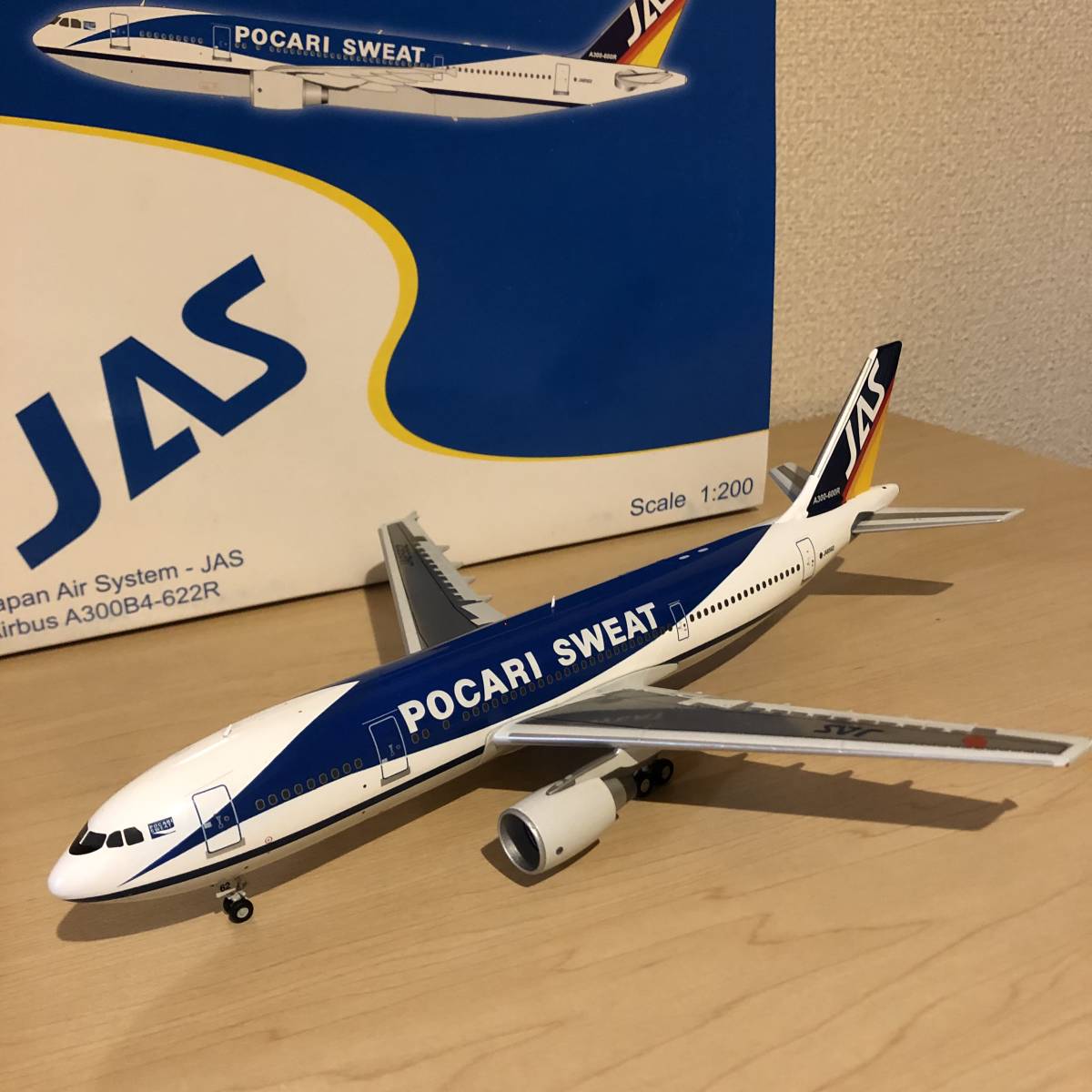 美品 jcwings 1/200 タイ国際航空 エアバス A300-600R 美品 jcwings 1