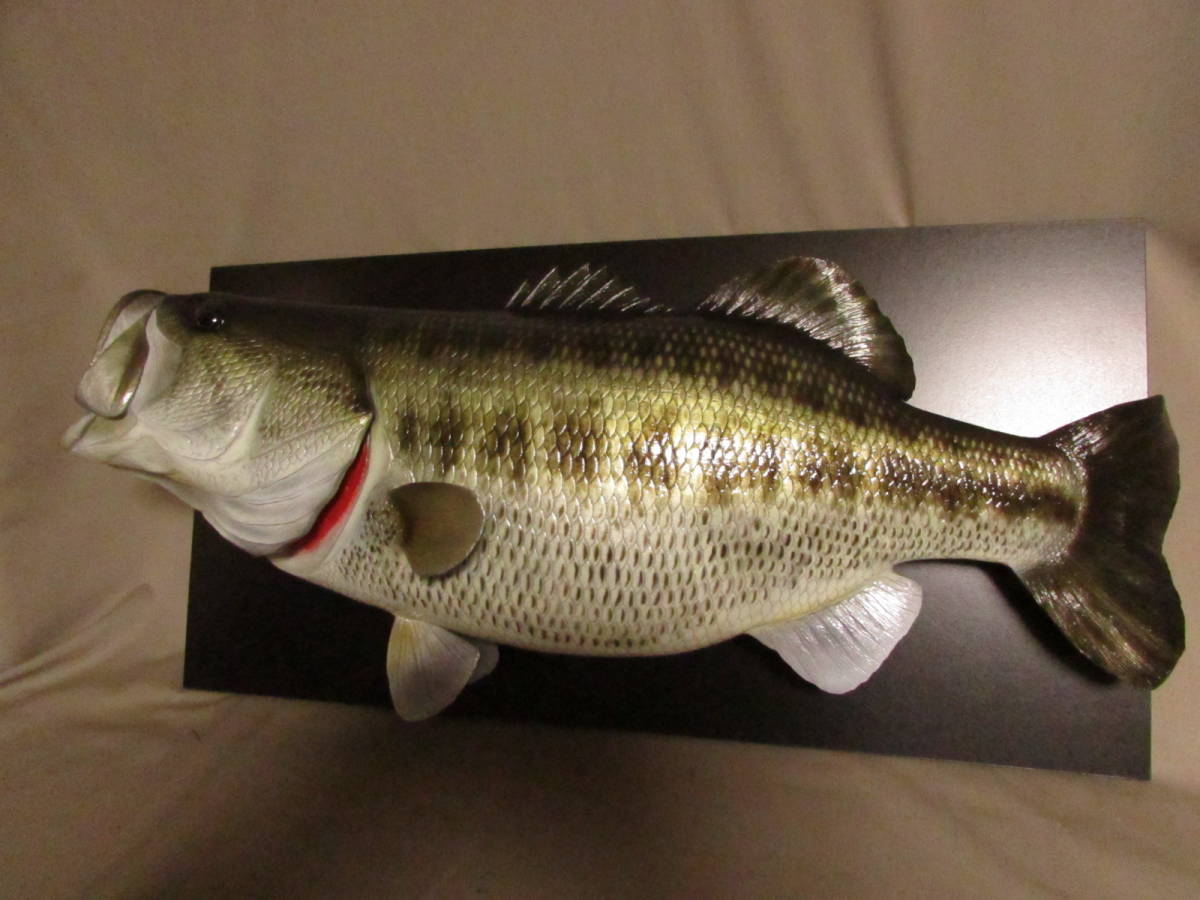 新品】○ハンドメイド 62cmブラックバス壁掛け フィギュア