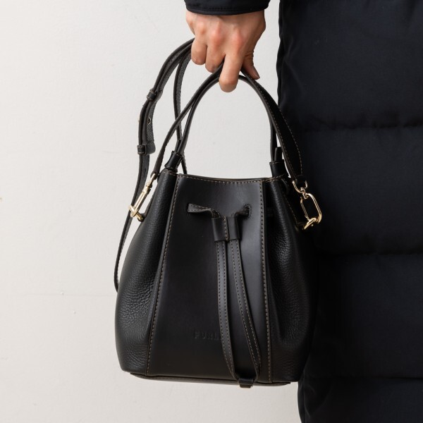 フルラ ハンドバッグ 巾着バッグ ミアステラ ブラック レディース