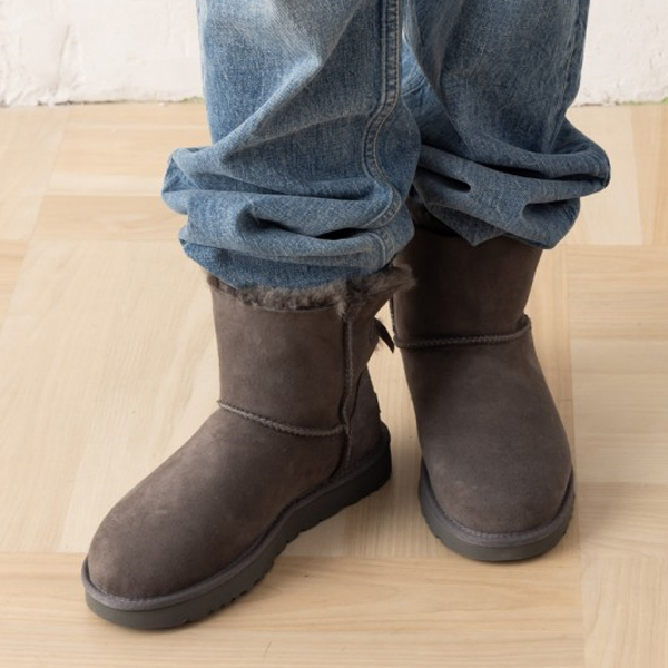 アグ ブーツ ミニ ベイリー ボウ ムートンブーツ グレー レディース