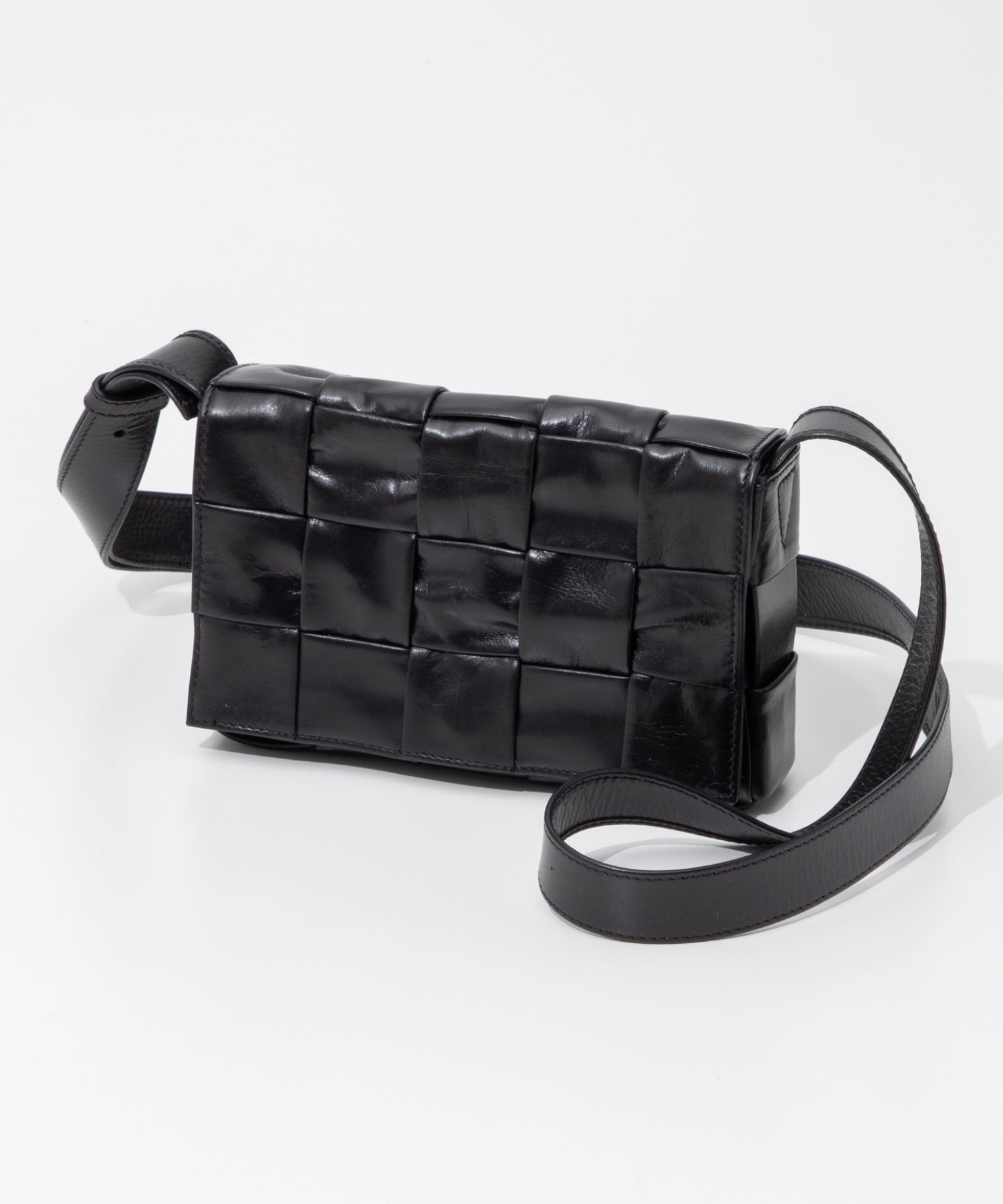 ボッテガヴェネタ BOTTEGA VENETA 717587 VCQ71 ショルダーバッグ