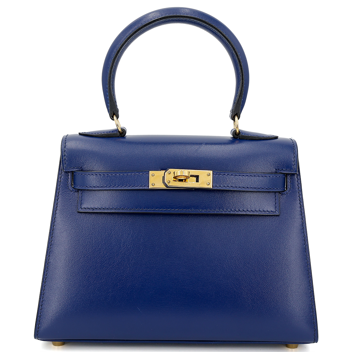 ケリーバッグとは？特徴やぴったりなサイズ・シリーズの選び方を解説