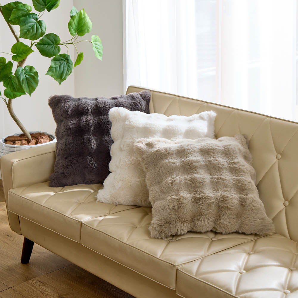 Lapin Luxe/ラパンリュクス はっ水ファー調クッションカバー（同色2枚